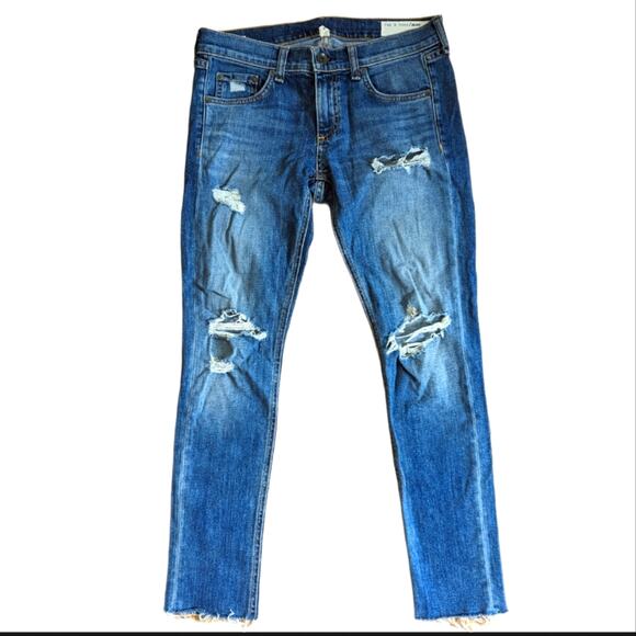 Rag & Bone Low Rise Medium Wash Distressed Raw Hem Cropped Dre Capri Jeans - Picture 1 of 5